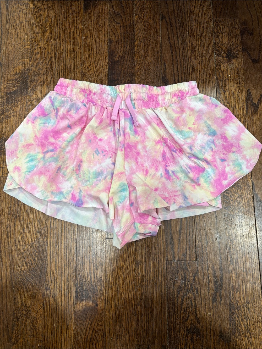 Yogalicious Whitney girls Tie Dye Pink Elastic Waist Shorts size 10